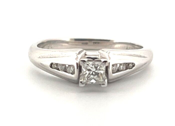 Diamond Engagement Ring